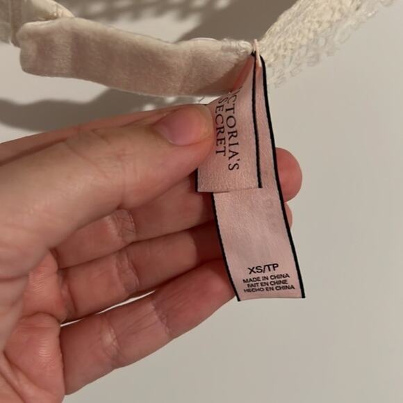 Victoria's Secret White Beige Lace High Neck Choker Bralette Size xSmall‎ - Picture 4 of 5